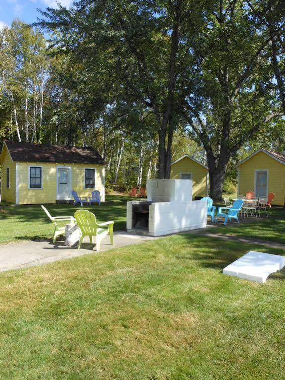 Katahdin Cabins 호텔 밀리노켓 외부 사진